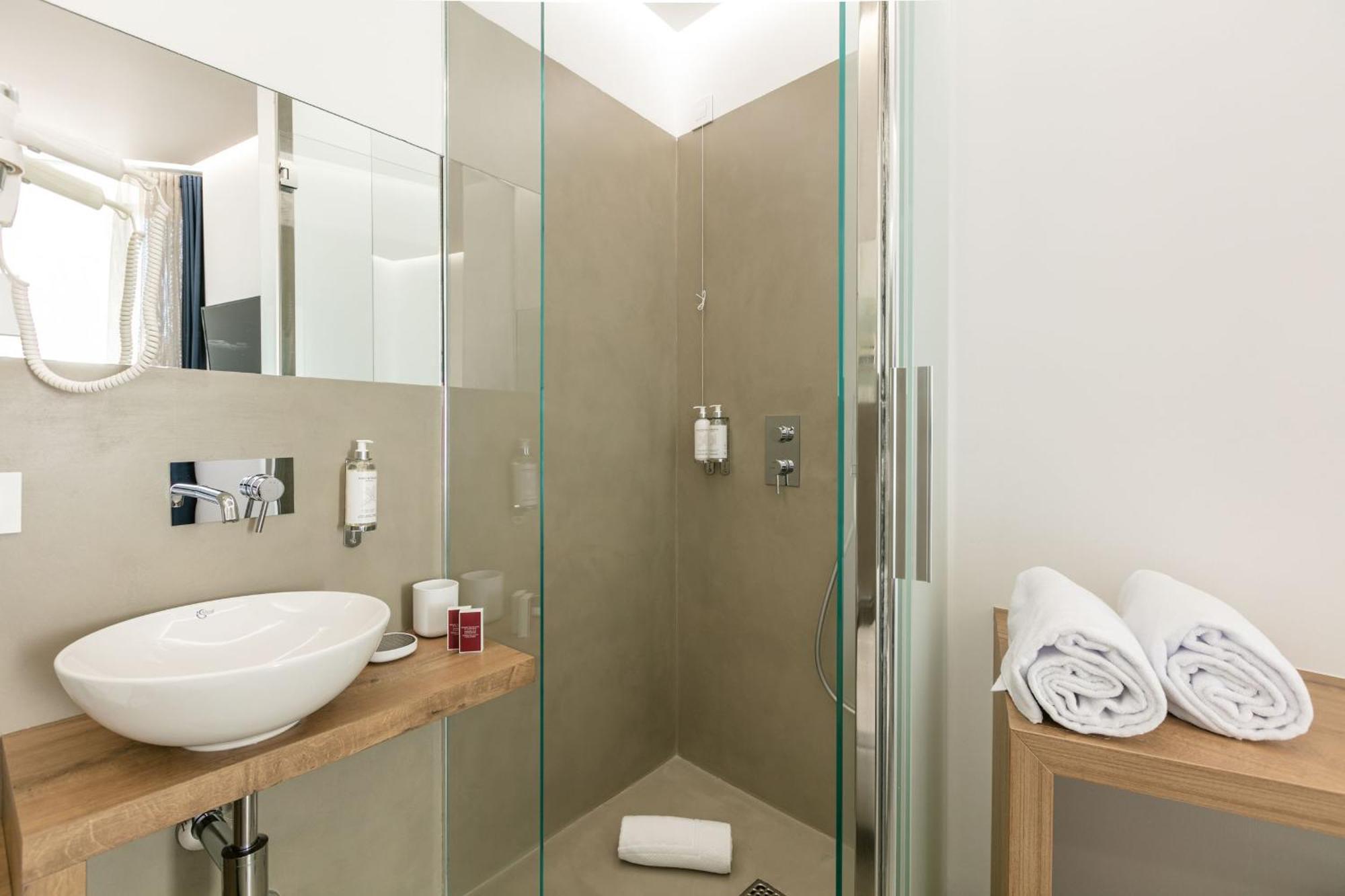 Domus Cavour Rooms&Suites Тірано Номер фото